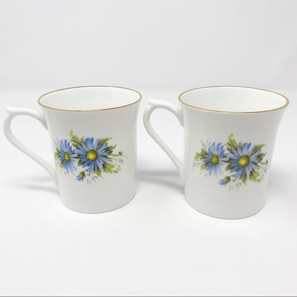 ROYAL HERITAGE Bone China England Gold Rim Tea Cup